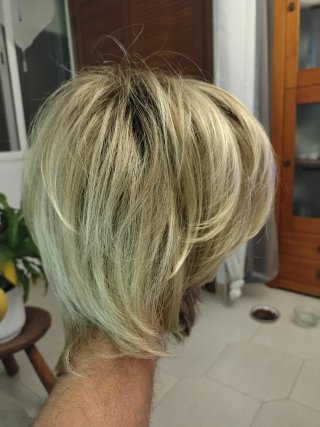 Peluca pelo natural rubio