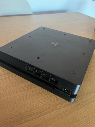 PS4 PlayStation 4 Slim 870GB Sony Negra