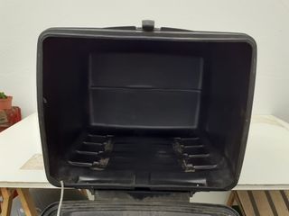 Baúl Moto Reparto Negro