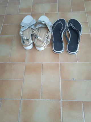Lote de sandalias mujer y regalo ( leer texto )