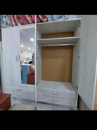 Armario 280€ nuevo