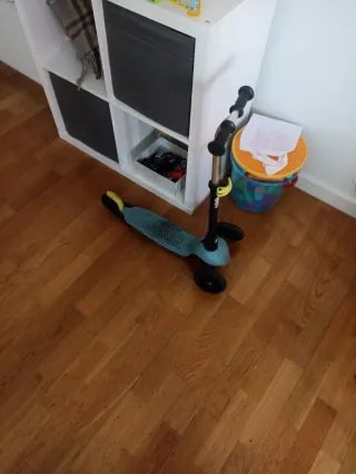 Patinete 3 ruedas buen estado