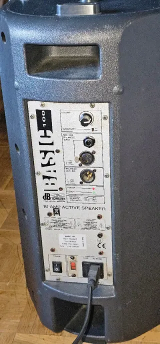 Altavoz dB BASIC 100