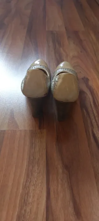 Zapatos Tacones PITILLOS Beige Talla 36 Mujer