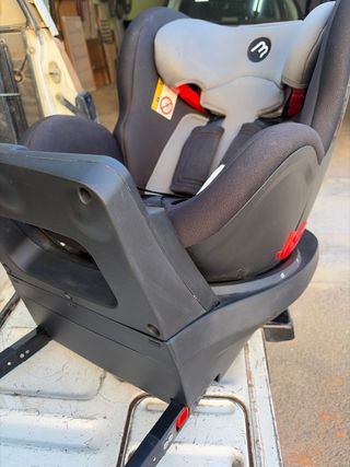 Seggiolino auto Baby Monsters girevole