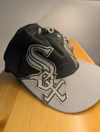 Lote 1 de 5 Gorras NBA (2 lotes juntos)