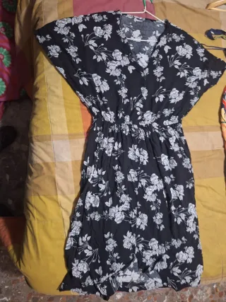 3 Vestidos Falda 3/4 Botonados T.M. 5€ OPORTUNIDAD