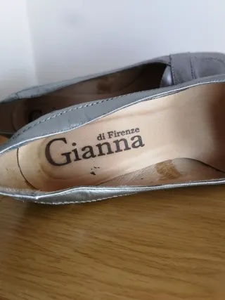 Zapatos Gianna di Firenze tacón gris perla