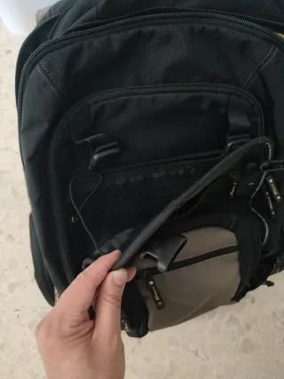 Mochila Targus Negra y Gris