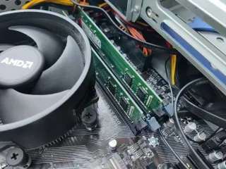 PC Assemblato 2200G 8GB RAM SSD 250GB