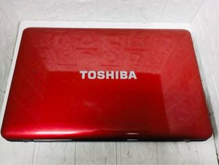 Portátil Toshiba Rojo i5 piezas