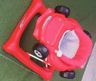 Coche correpasillos rojo