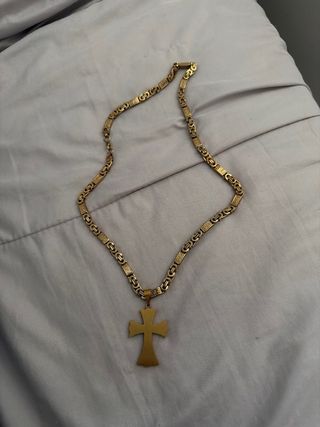 Cadena de acero inoxidable con cruz