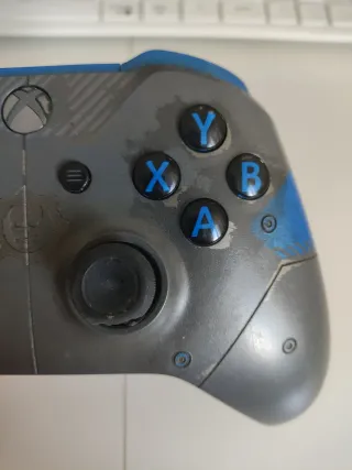 Mando Xbox One Gears of War 4