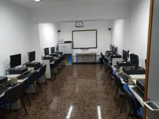 Academia / Local comercial en Mengíbar