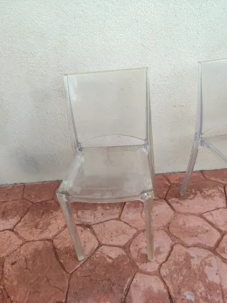 Sillas de metacrilato transparentes (2)