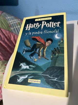 Libro Harry Potter y la piedra filosofal