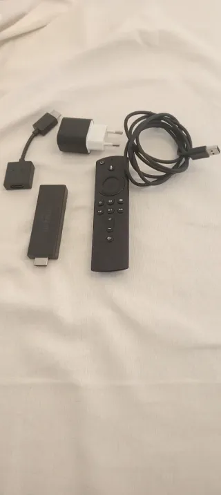 Amazon Fire TV Stick con Mando