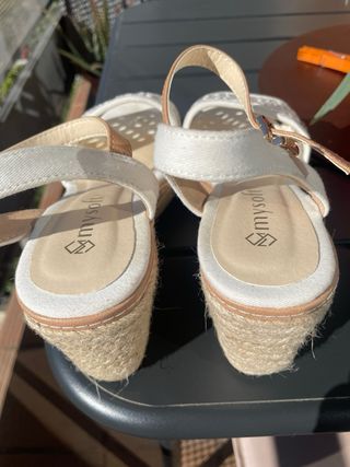 Sandalias de cuña de esparto Mysoft beige y blanco