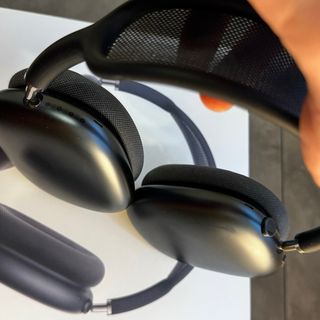 AirPods Max Medianoche con grabado