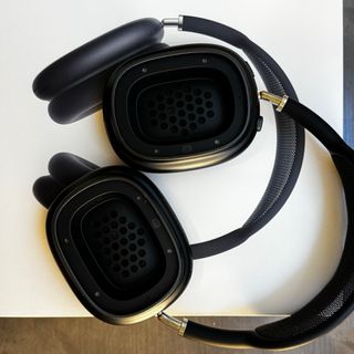 AirPods Max Medianoche con grabado