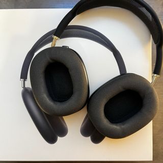 AirPods Max Medianoche con grabado