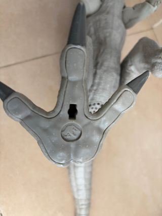 Dinosaurio Indominus Rex Jurassic World