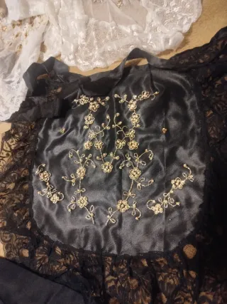 Traje Alicantina Talla M, Aunque está confeccionad