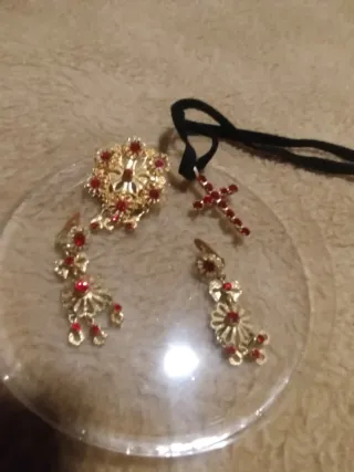 Traje Alicantina Talla M, Aunque está confeccionad