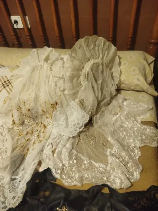 Traje Alicantina Talla M, Aunque está confeccionad