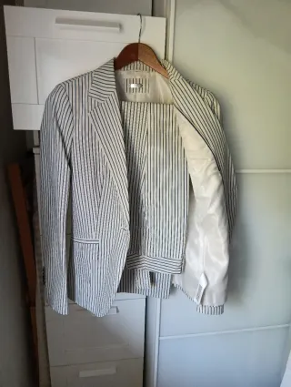 Traje Rayas Zara Azul y Blanco