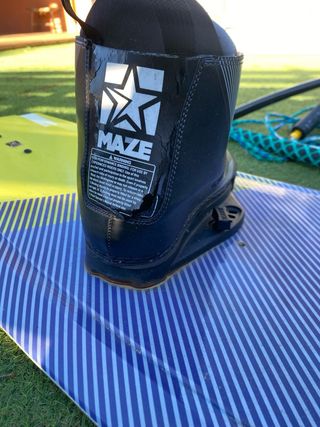 Tabla Wakeboard Jobe Shocker + Calzante y Cabo