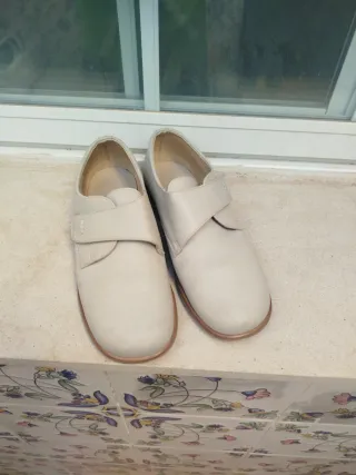 Zapatos comunión Naif beige talla 36 67
