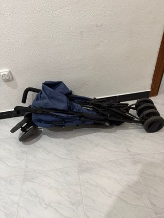 Cochecito Chicco azul buen estado