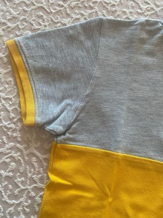 Polo menino cinza e amarelo