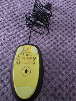Ratón Láser Logitech M150 Blanco