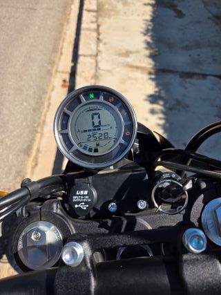 SWM Outlaw 125cc Moto Naked 2025