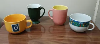 Juego de 8 tazas varias