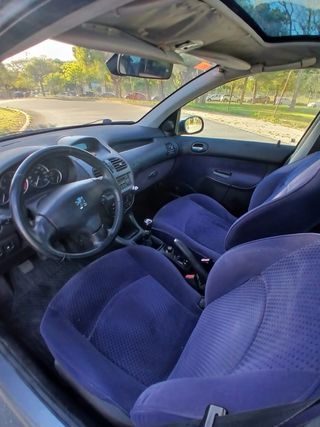 Peugeot 206 2004