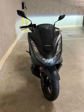 Honda PCX 125 2021 7.300 km