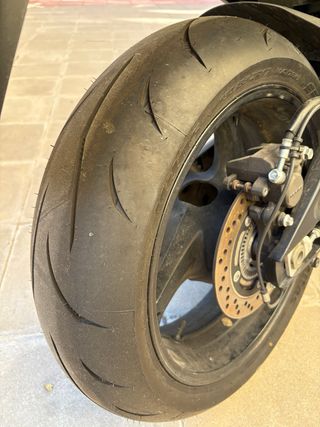 Suzuki GRS 600 Naked Negra. 11.000km