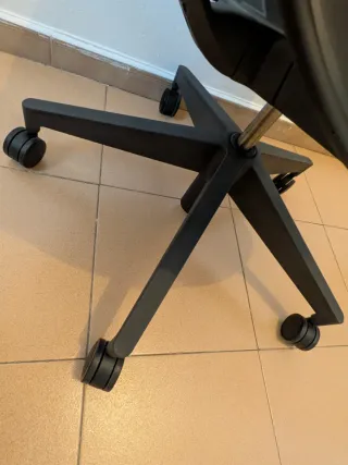 Silla Oficina Herman Miller Mirra 2 Negra