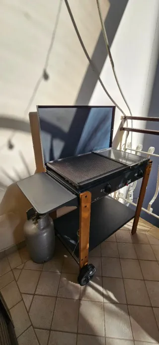 Barbecue a gas BST