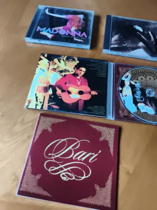 Lote 3 CDs: Madonna, Mariah Carey, Ojos de Brujo