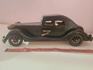 Coche Madera Antiguo Pintado a Mano. SIGRIS