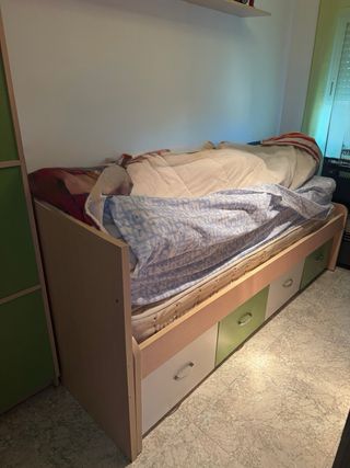 Habitación juvenil completa verde