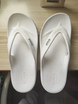 Sandalias Crocs Blancas