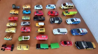 Lote di auto in miniatura