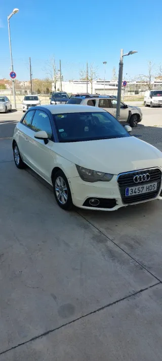 Audi A1 2011