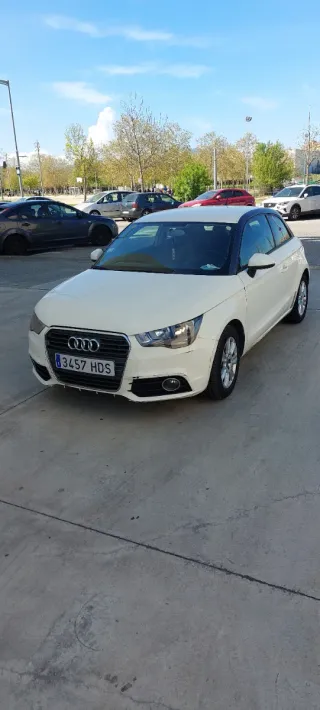 Audi A1 2011